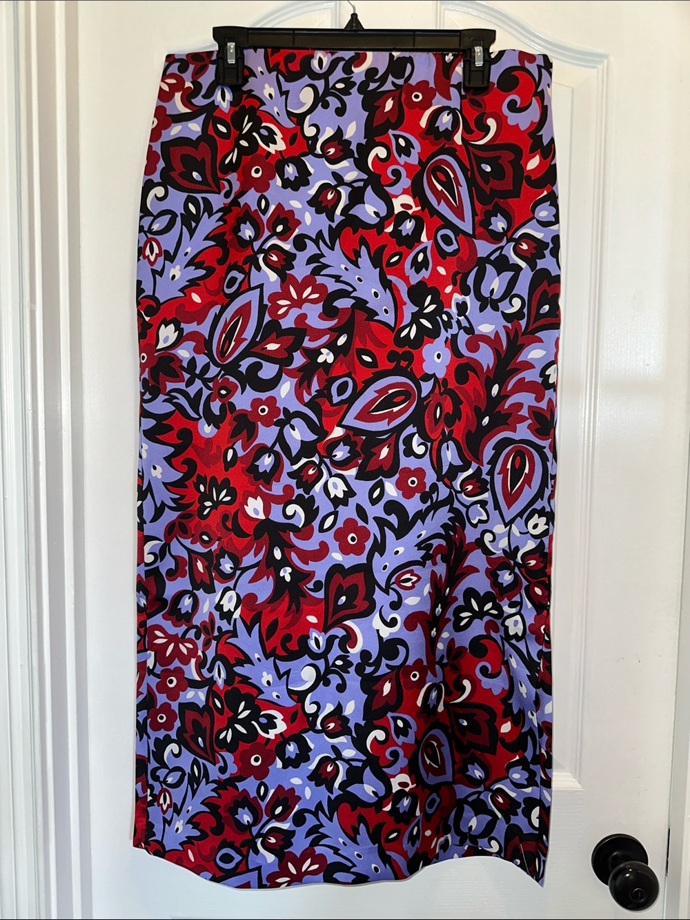Ann Taylor Bold Floral Print Midi Skirt in Red, Lavender & Black
